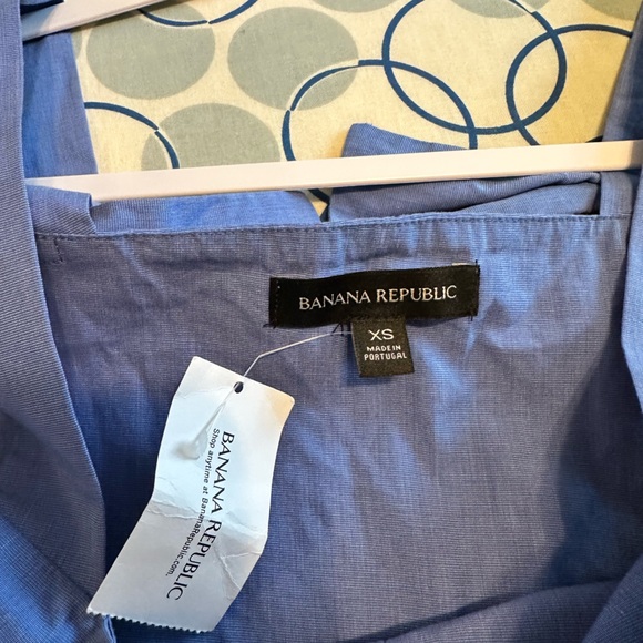 Banana Republic Blue Buttoned Tank Top - Picture 3 of 3